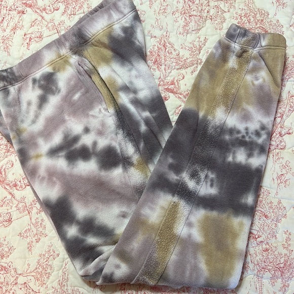 OLI VIV Purple Gold Tie Dye Sweatshirt Size M & Sweatpants Size S - Picture 2 of 13